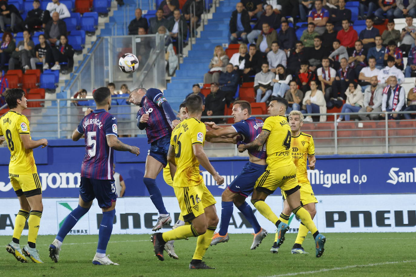 Fotos: El Eibar empata contra el Mirándes