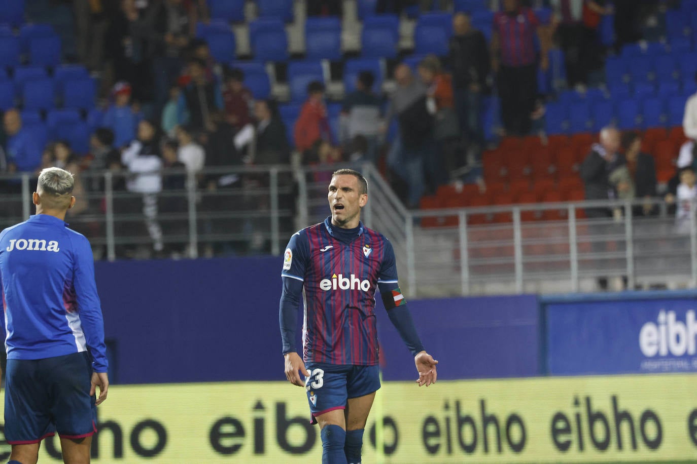 Fotos: El Eibar empata contra el Mirándes