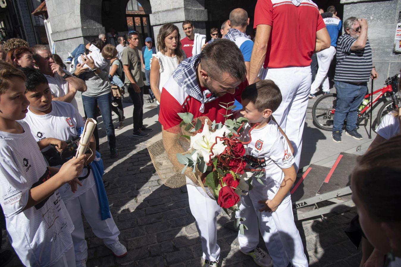 Fotos: Oinatz Bengoetxea se despide a lo grande