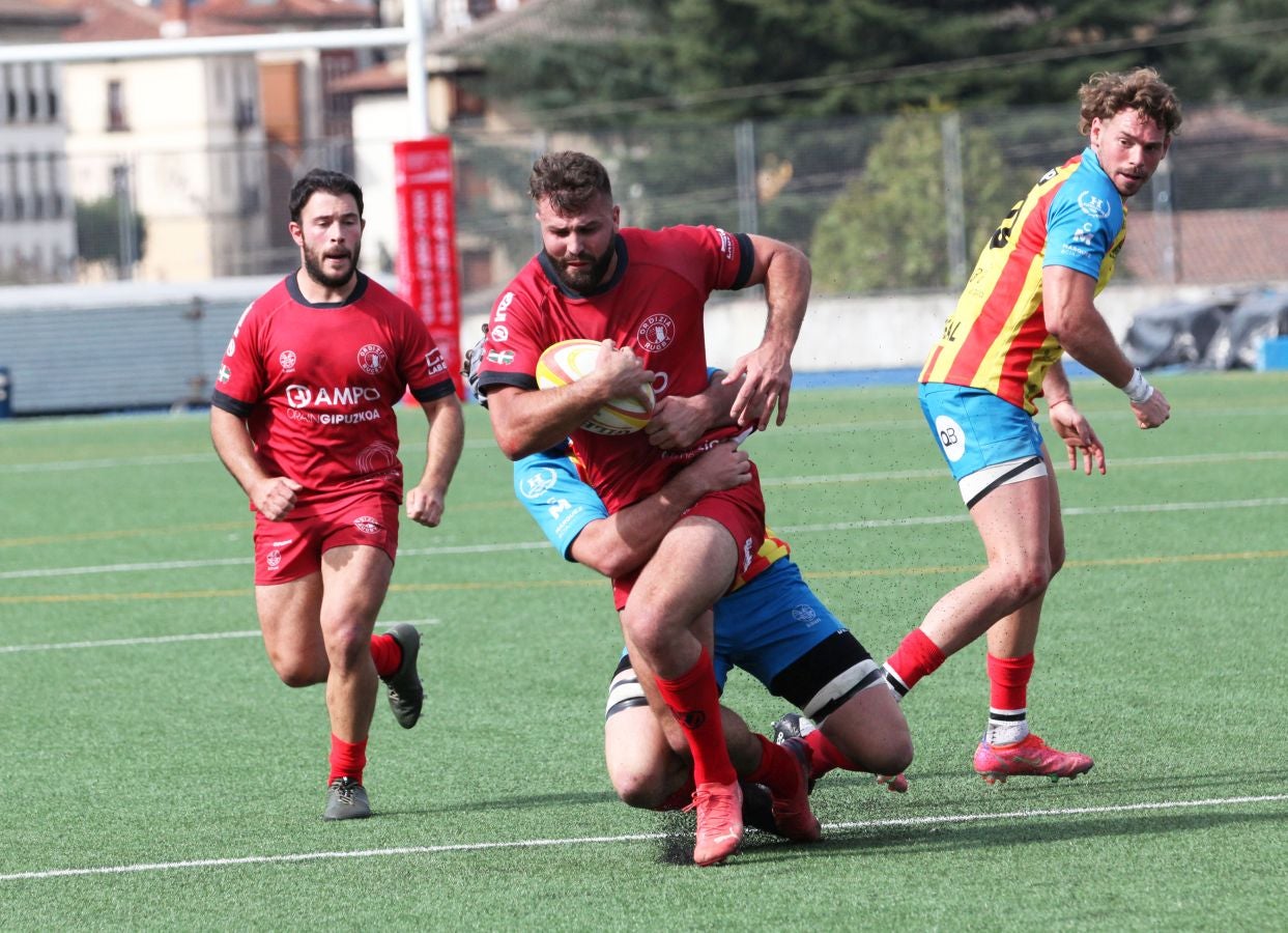 Fotos: Ampo Ordizia cae ante el correoso Les Abelles