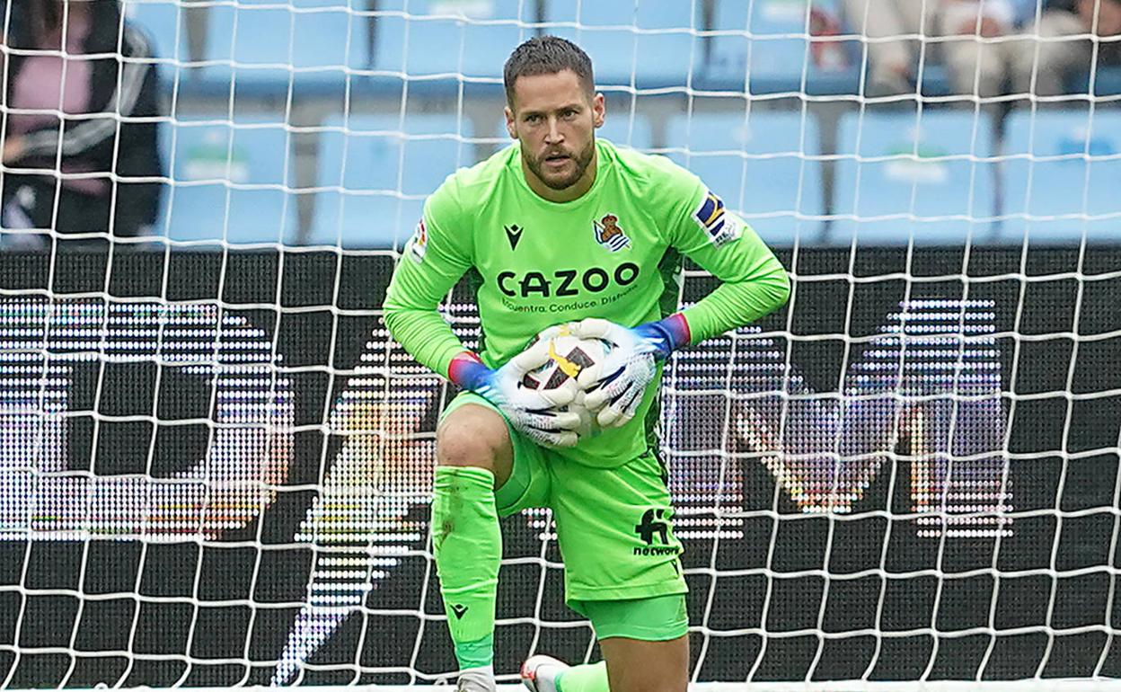 Álex Remiro en el partido ante el Celta de Vigo.