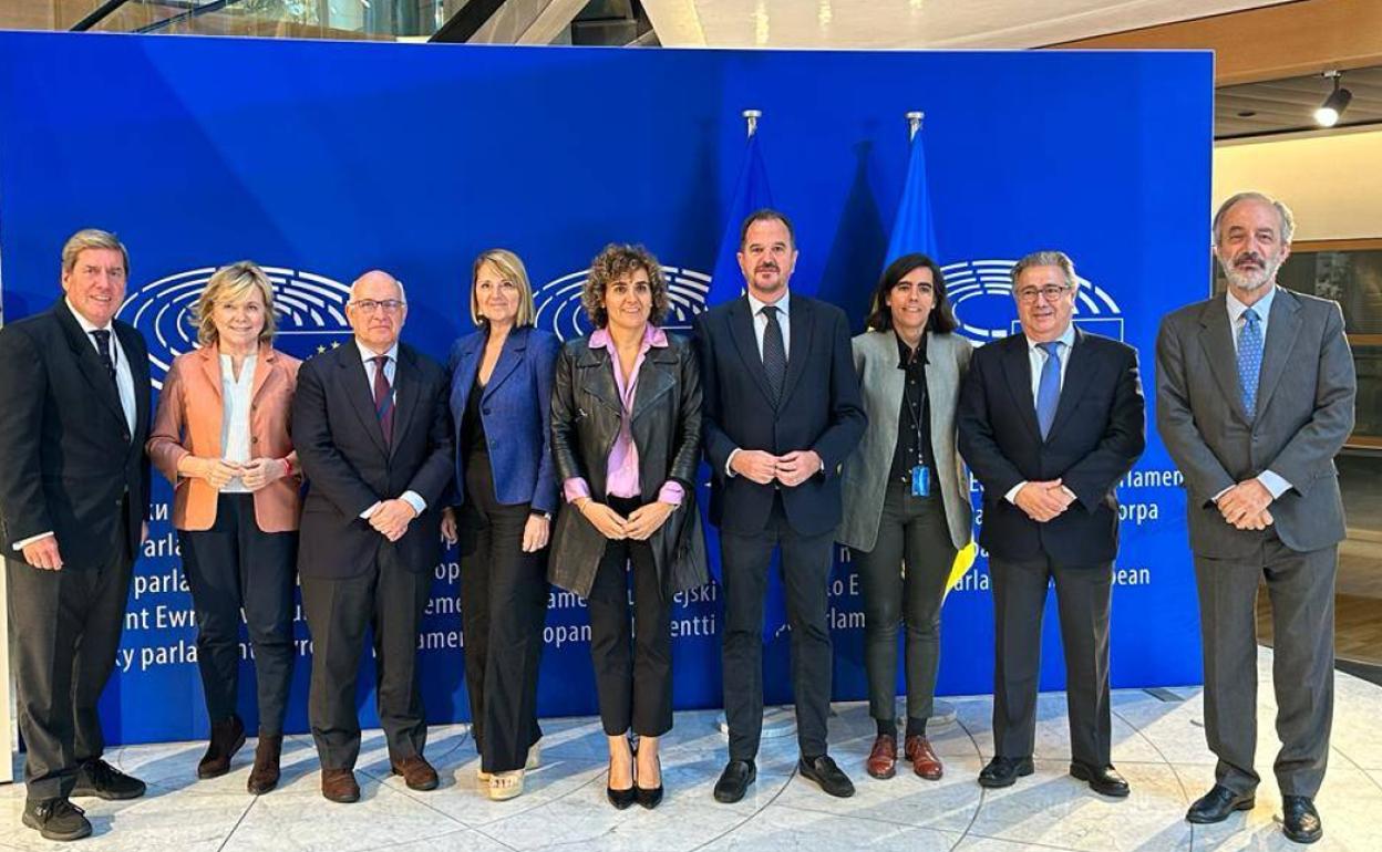 Iturgaiz reclama en Estrasburgo que la UE acelere el TAV y la llegada de los fondos europeos. 