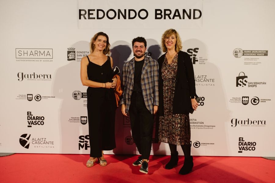 Fotos: Photocall del desfile de Redondo Brand en el Museo Balenciaga