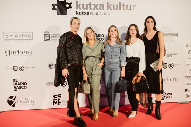 Fotos: Photocall del desfile de Kutxa Kultur Moda