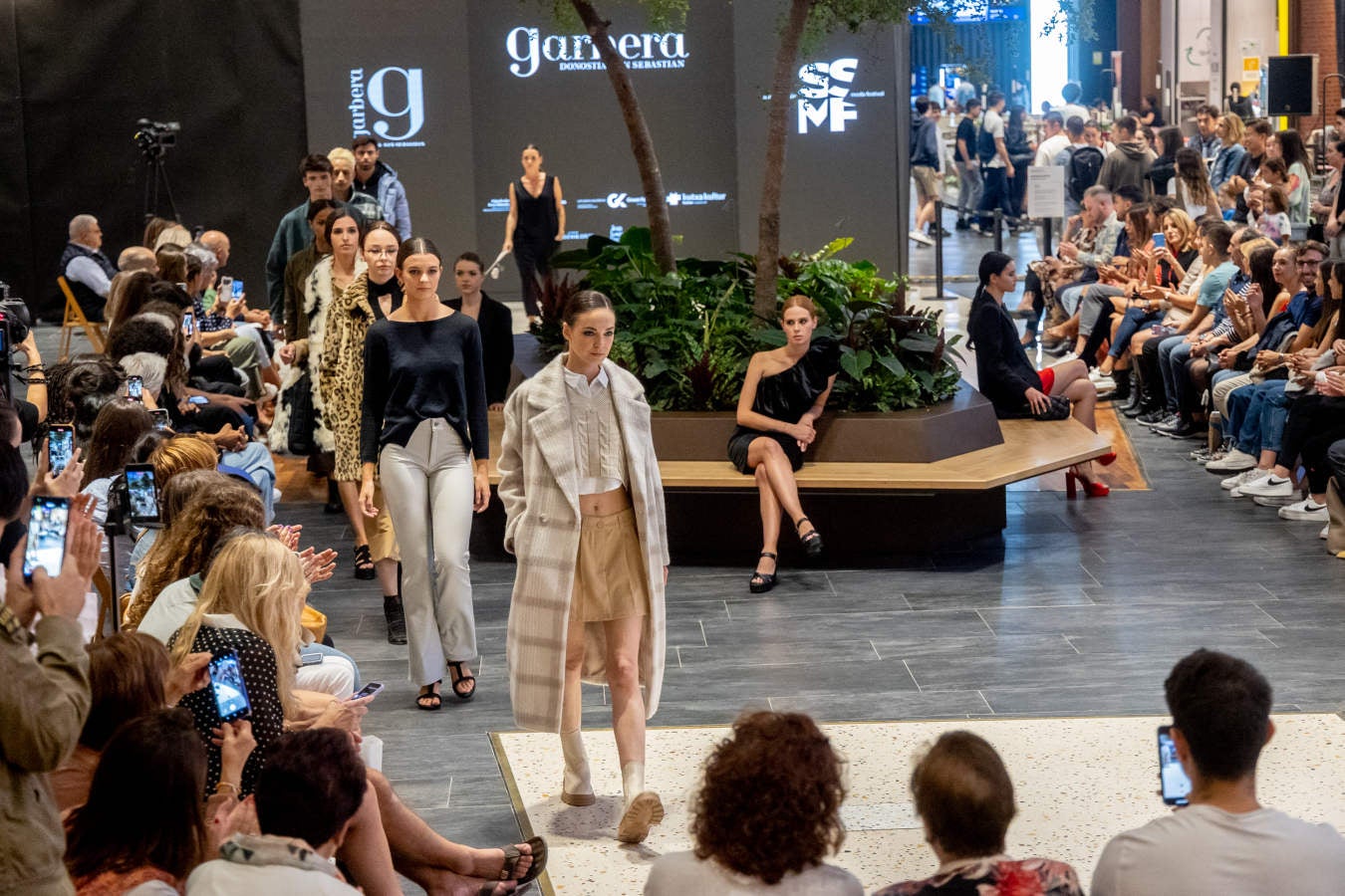 Fotos: El desfile de Garbera, una fiesta