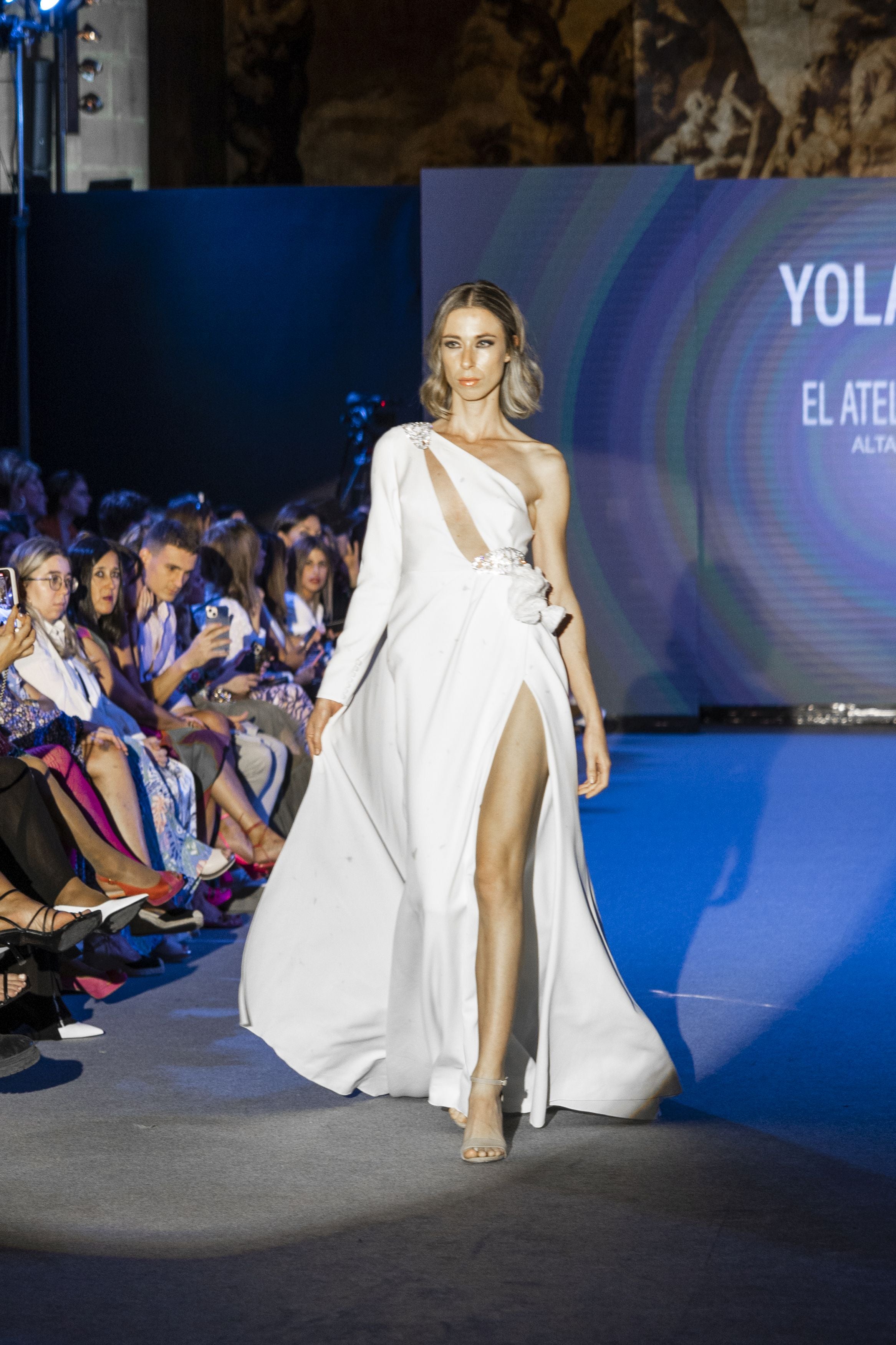 Fotos: Desfile de YolanCris para El Atelier Nupcial