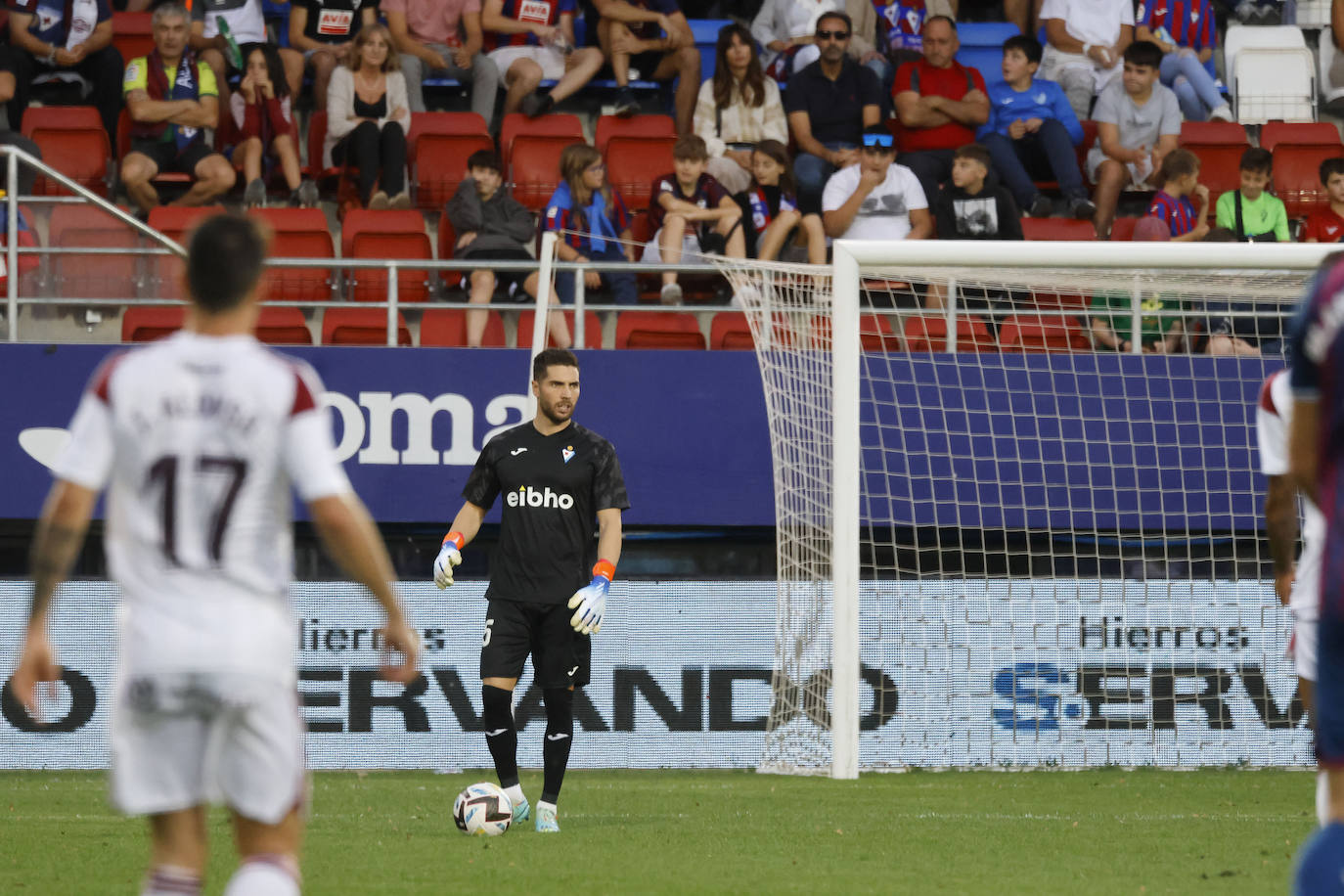 Fotos: Las mejores imágenes del Eibar-Albacete