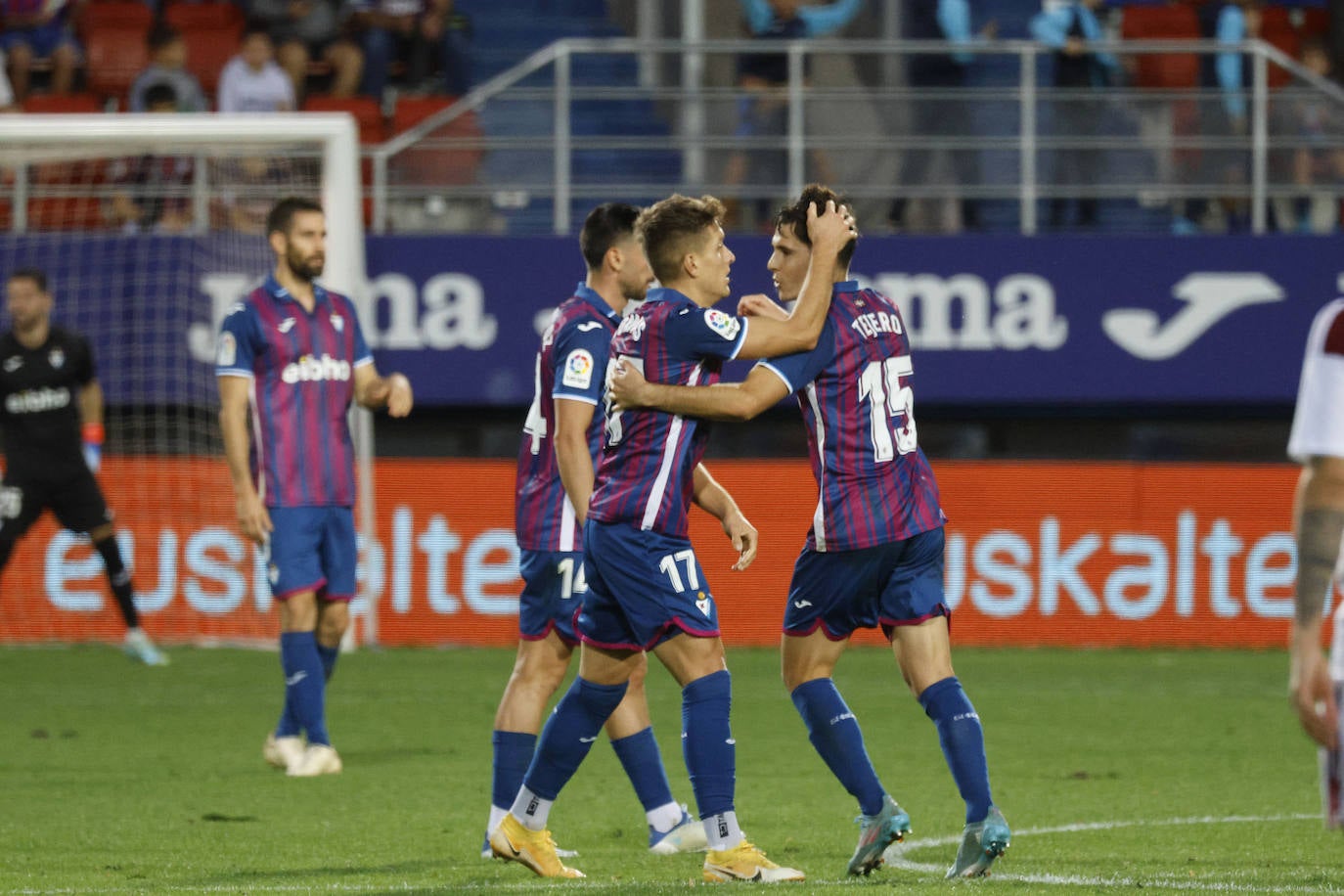 Fotos: Las mejores imágenes del Eibar-Albacete