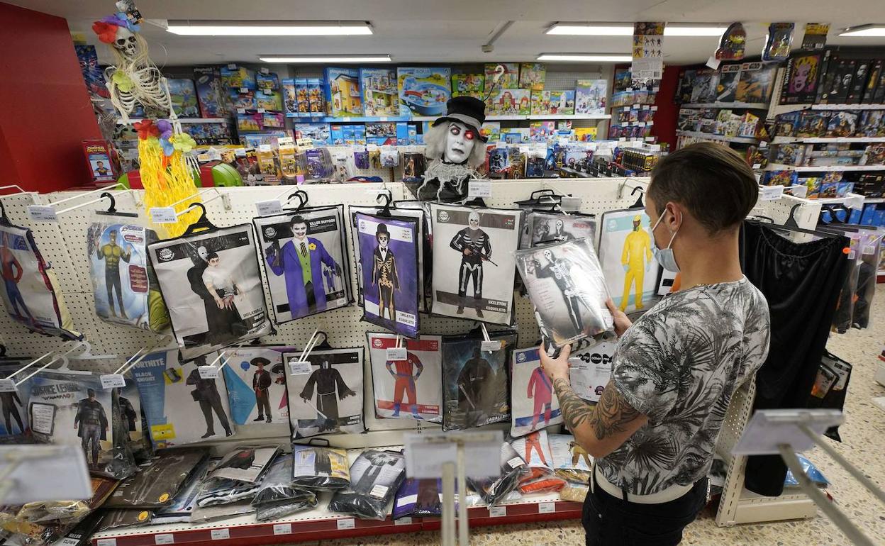 El disfraz de esqueletos es de los más vendidos.