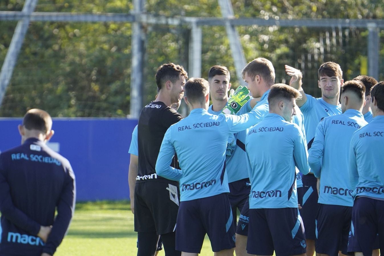 Fotos: Sin Silva ni Kubo a un día de recibir al Manchester United