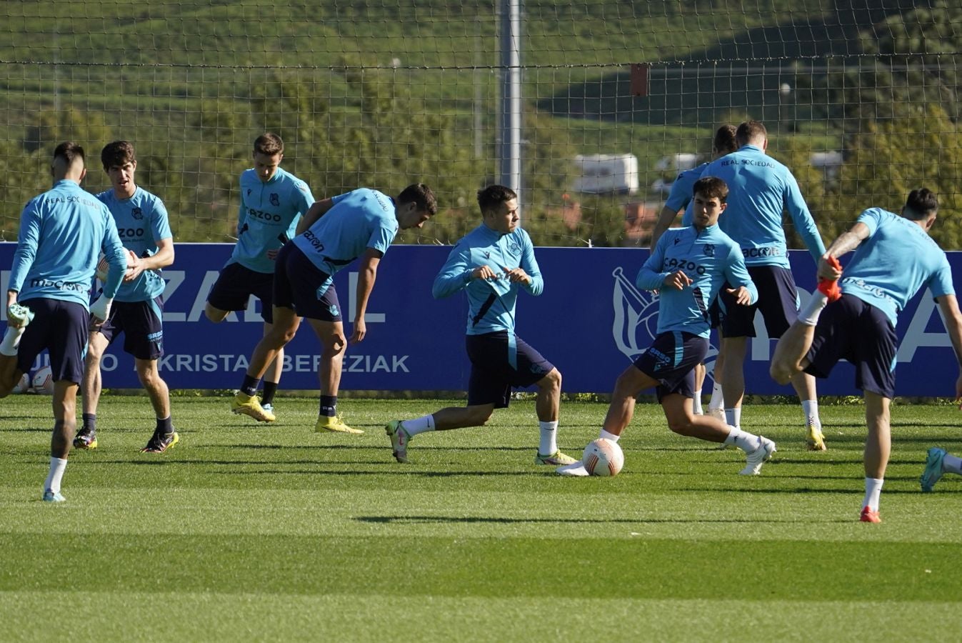 Fotos: Sin Silva ni Kubo a un día de recibir al Manchester United