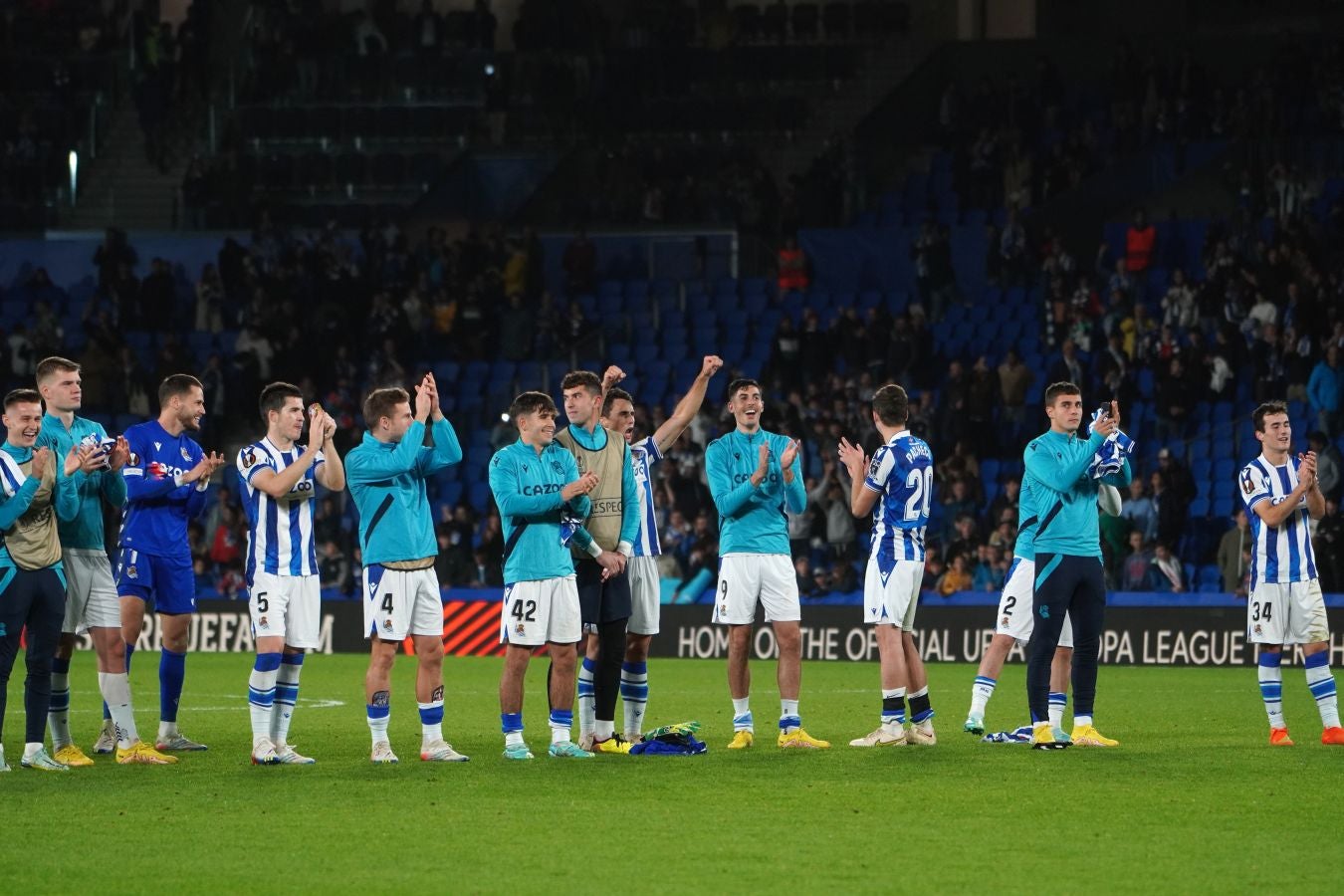 Fotos: Ambiente de gala en el Reale Arena