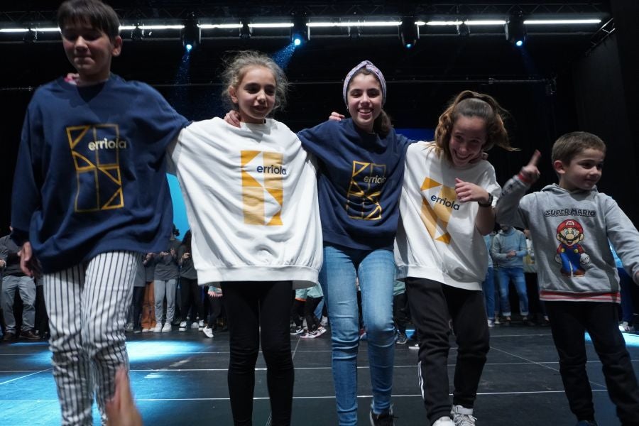 Fotos: La ikastola Orereta presenta &#039;Erriola&#039;