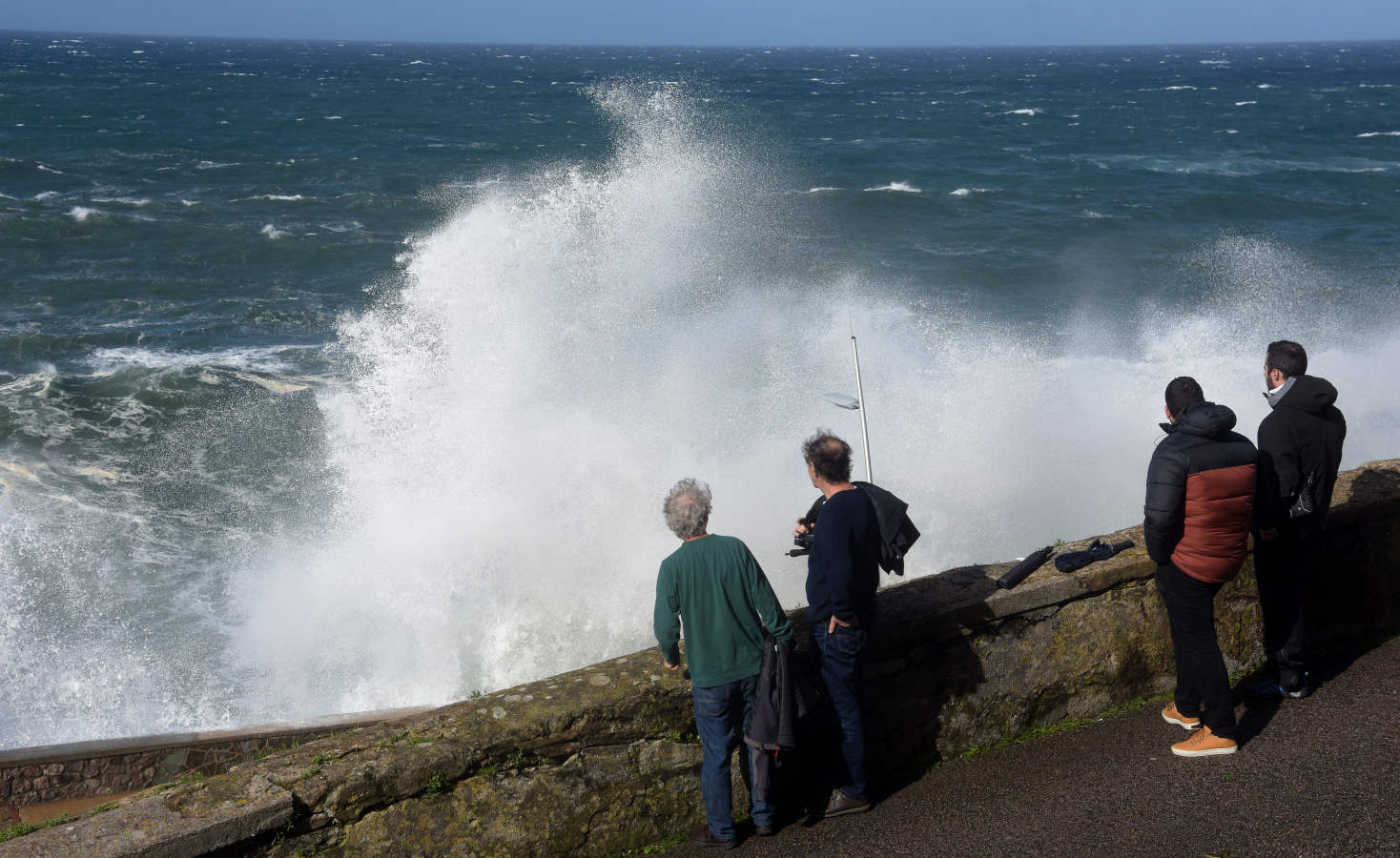 Fotos: El espectáculo de las olas en el Paseo Nuevo