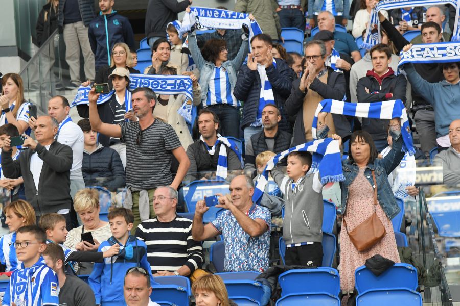 Fotos: ¿Has estado en el Reale Arena? ¡Búscate en la grada!