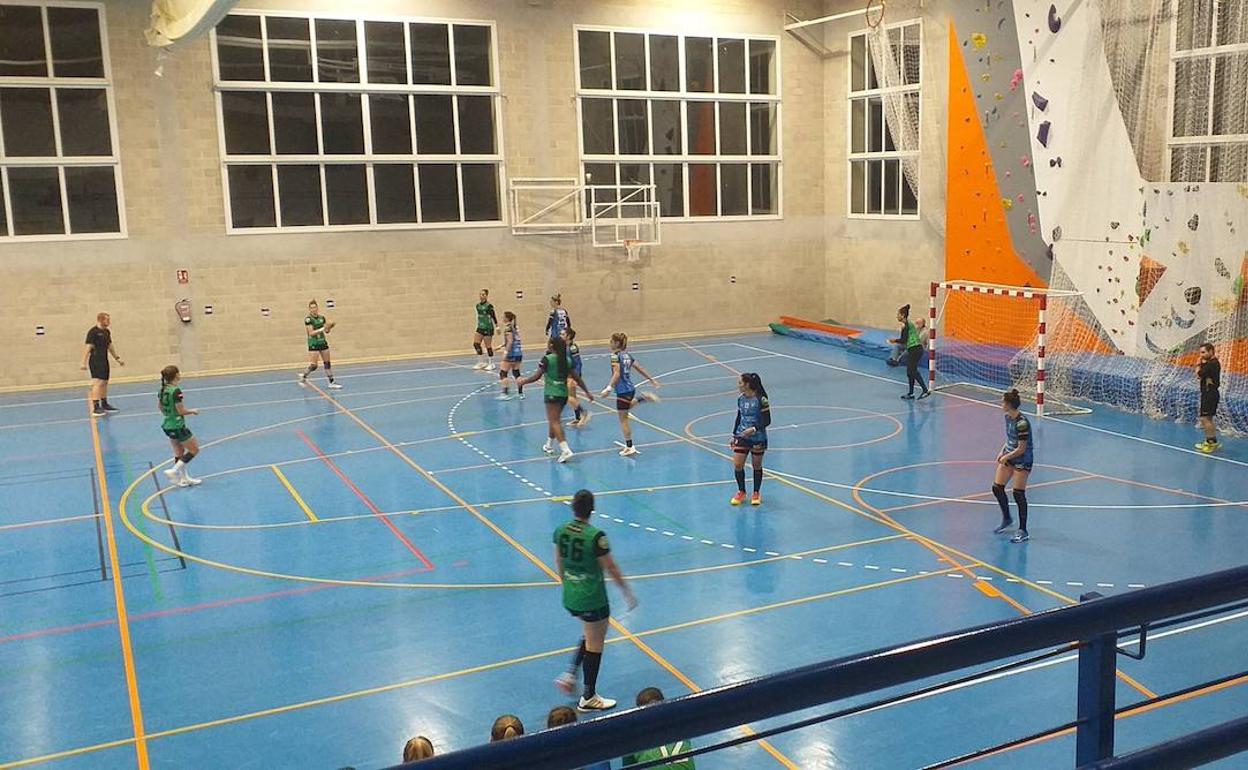 Balonmano: Derrota del Bera Bera en Lekunberri (30-23)