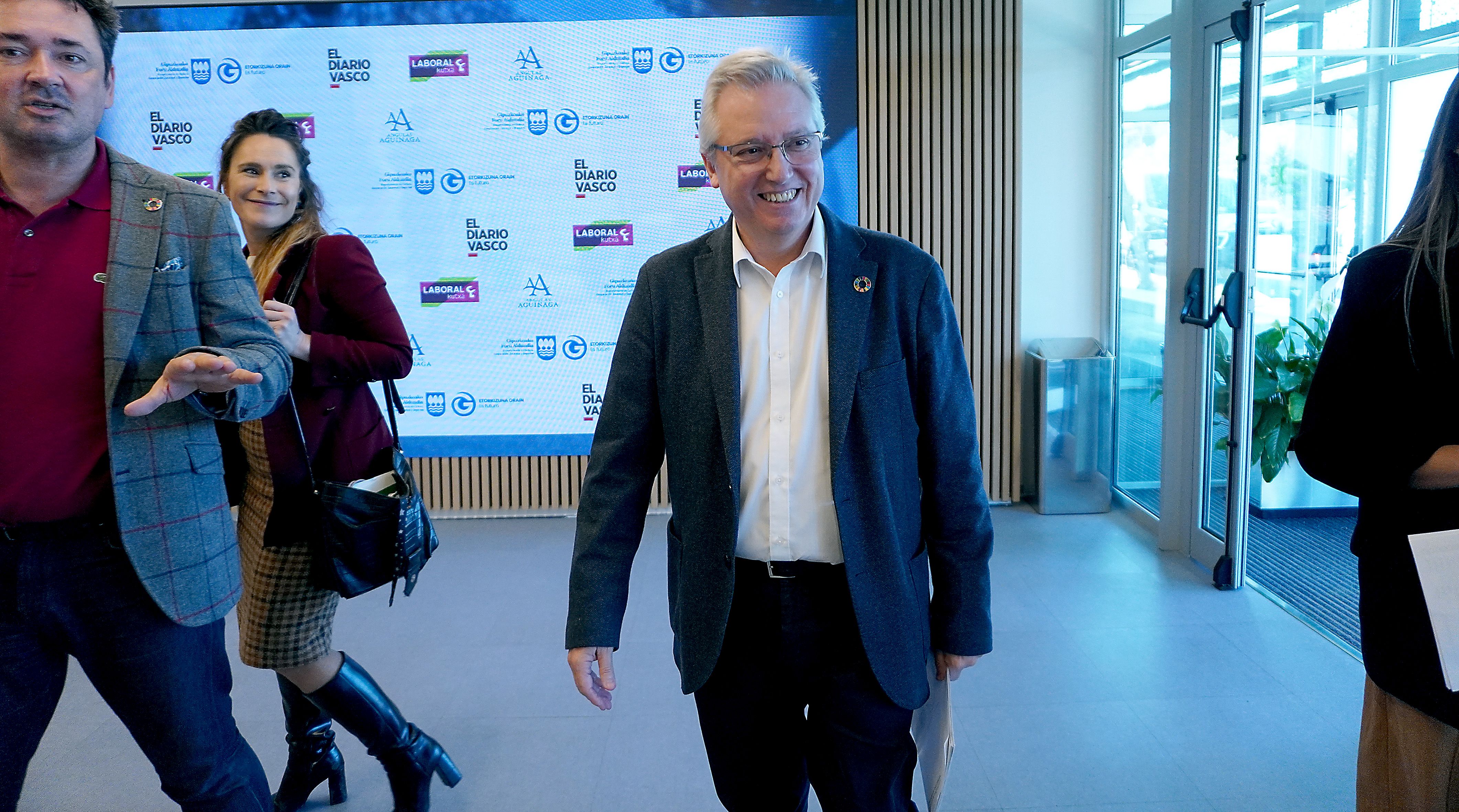 El teniente de diputado general, José Ignacio Asensio. 