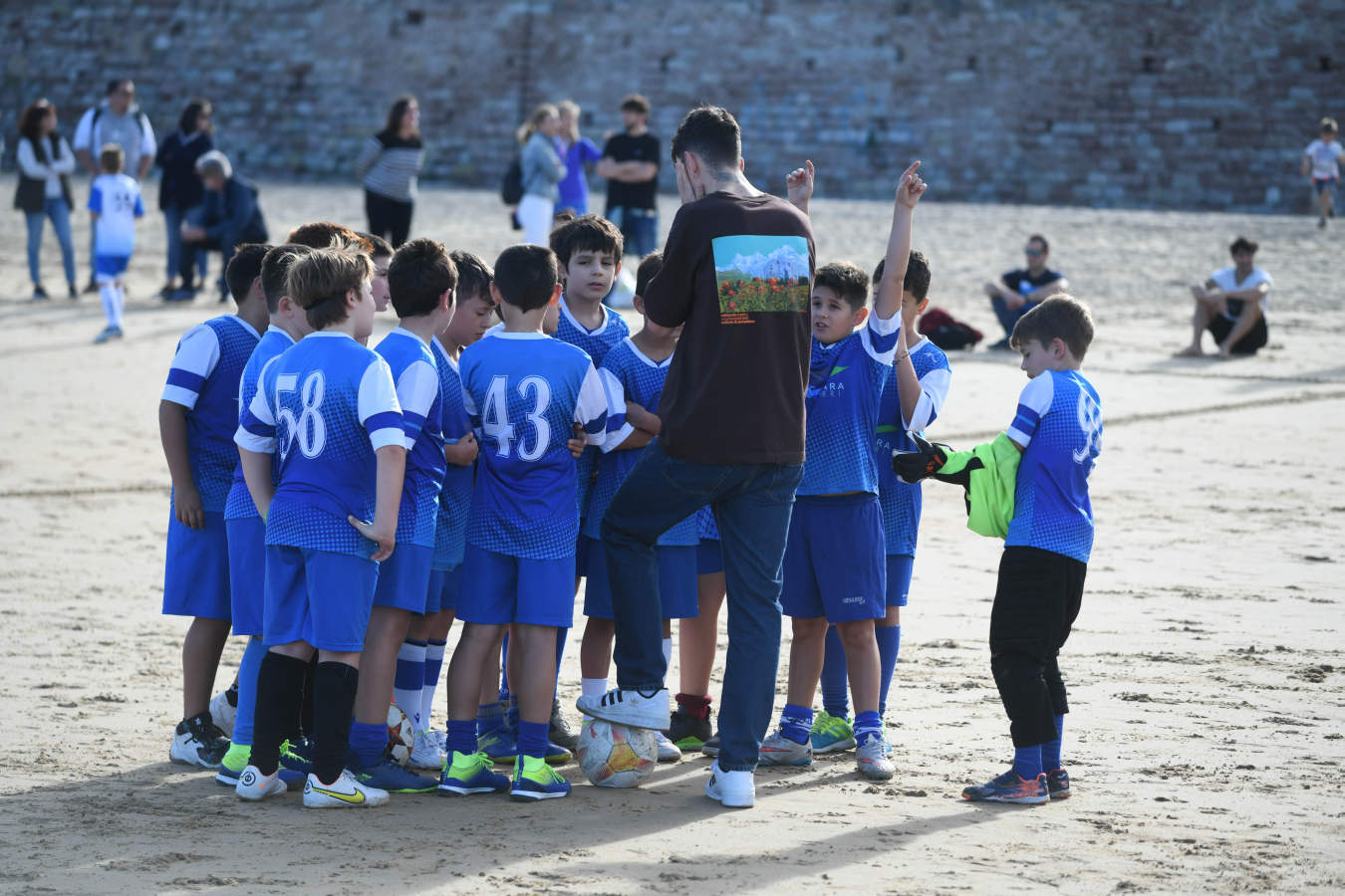 Fotos: Comienza la temporada de fútbol playero en Donostia