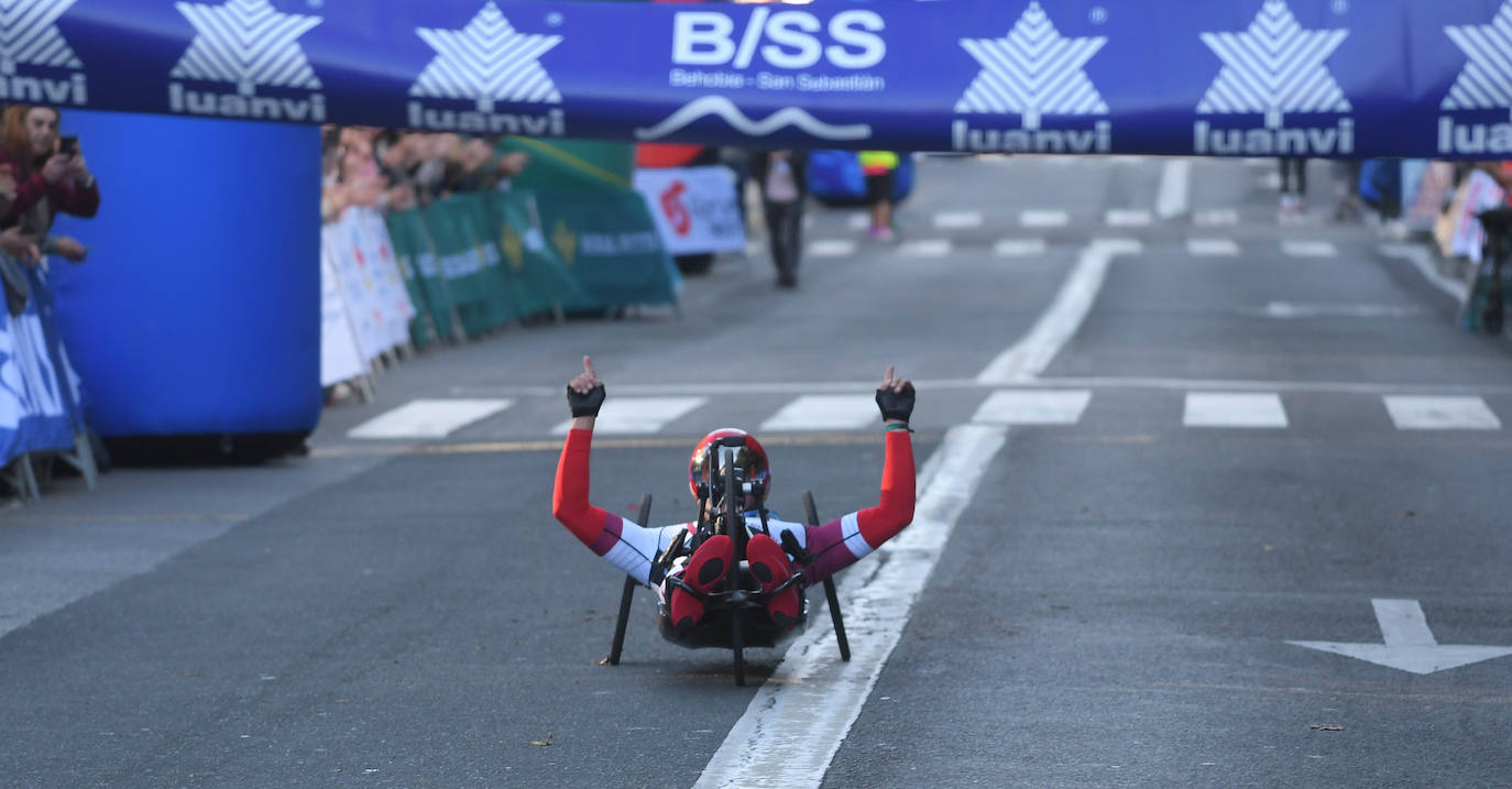 Fotos: Llegada a meta de los corredores