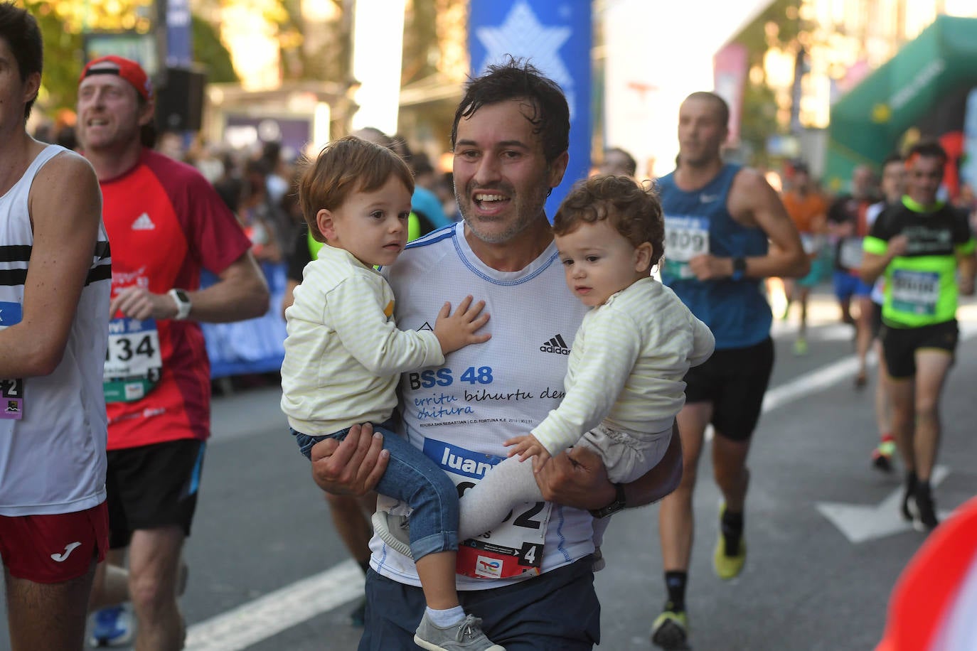 Fotos: Llegada a meta de los corredores