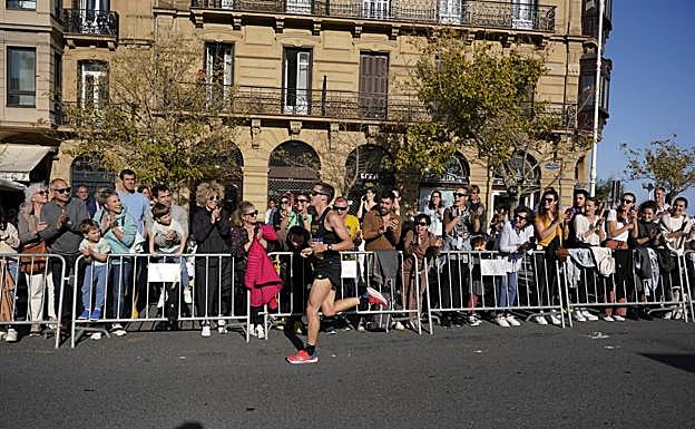 Nan Oliveras, ganar en el Boulevard... y a disfrutar del agua en La Concha