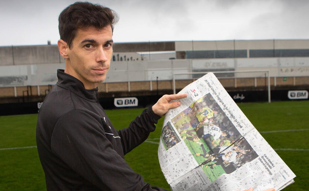 Nacho Sánchez muestra en Gal la cobertura de DV sobre la eliminatoria copera ante el Cádiz. 