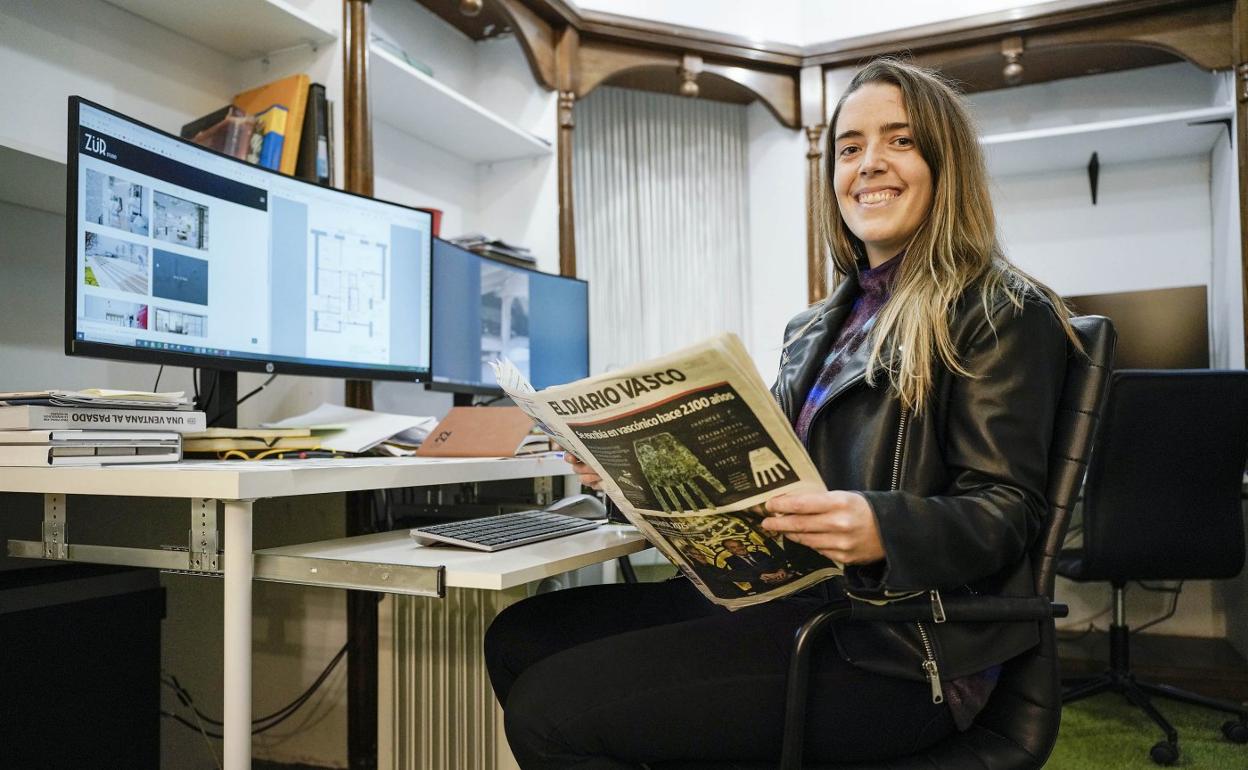 La 'mano de Irulegi': Leire Malkorra: «Se me saltaron las lágrimas cuando supe la importancia de la pieza que saqué con mis manos»