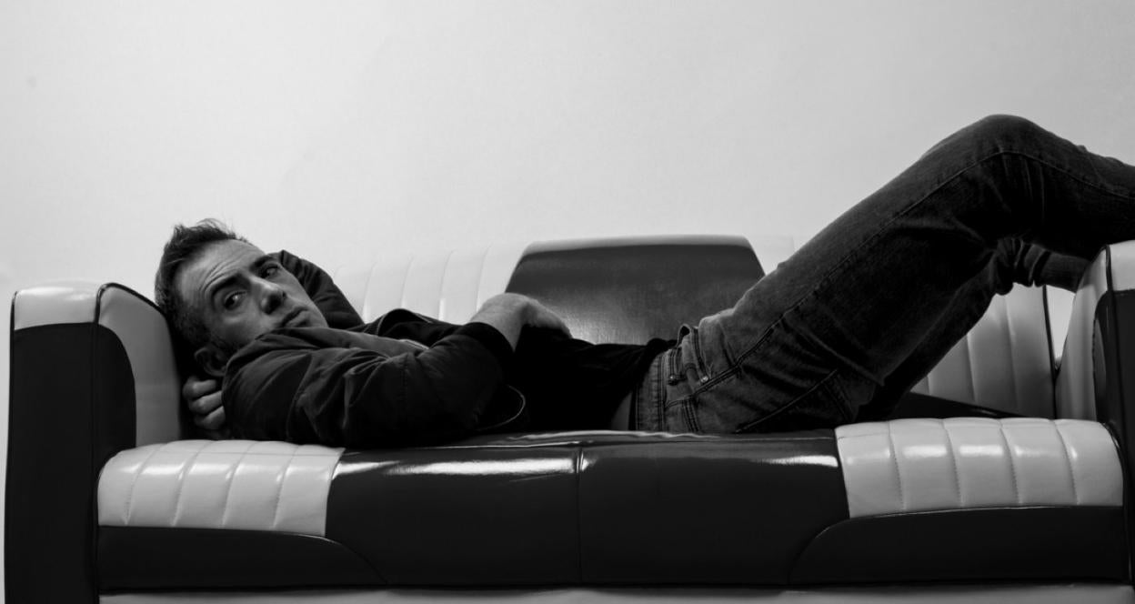 El monólogo que protagoniza Garikoitz Lariz ha recibido el aplauso de la crítica especializada.