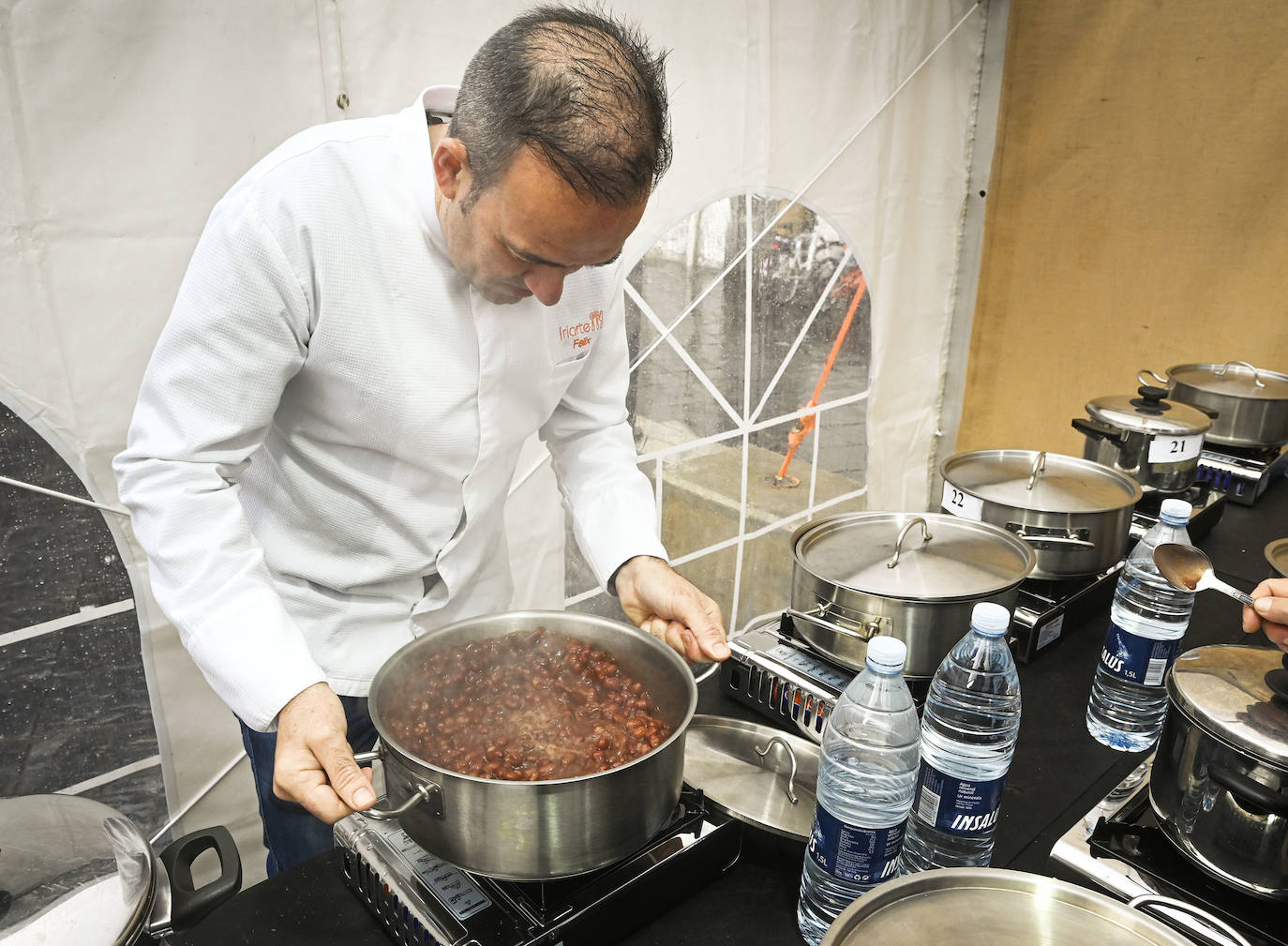 Fotos: Contra el frío y la lluvia, unas buenas alubias
