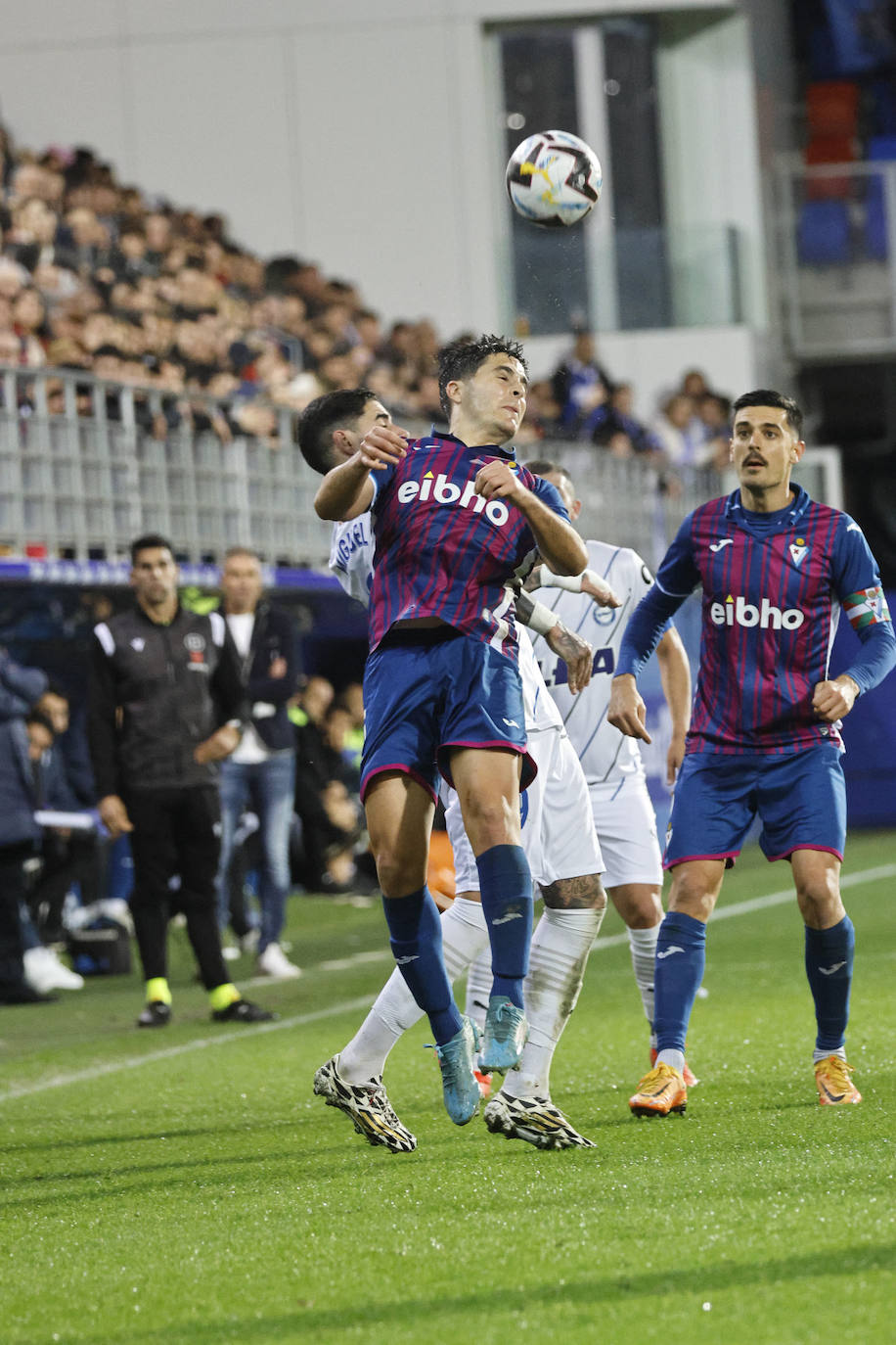 Fotos: Las mejores imágenes del Eibar-Alavés