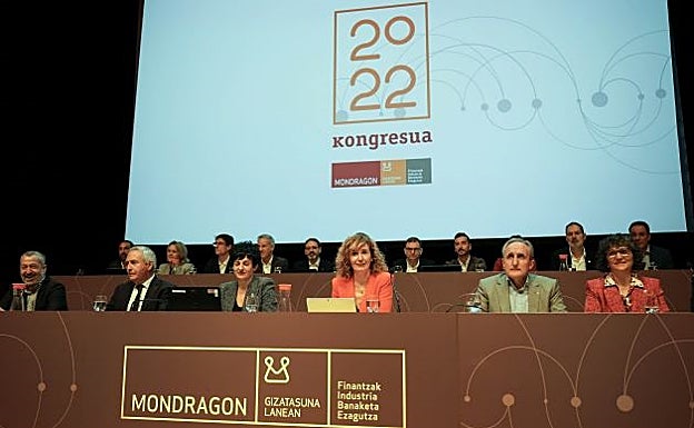 Mondragon analizará el envite de Orona y Ulma si participa en el debate toda la Corporación