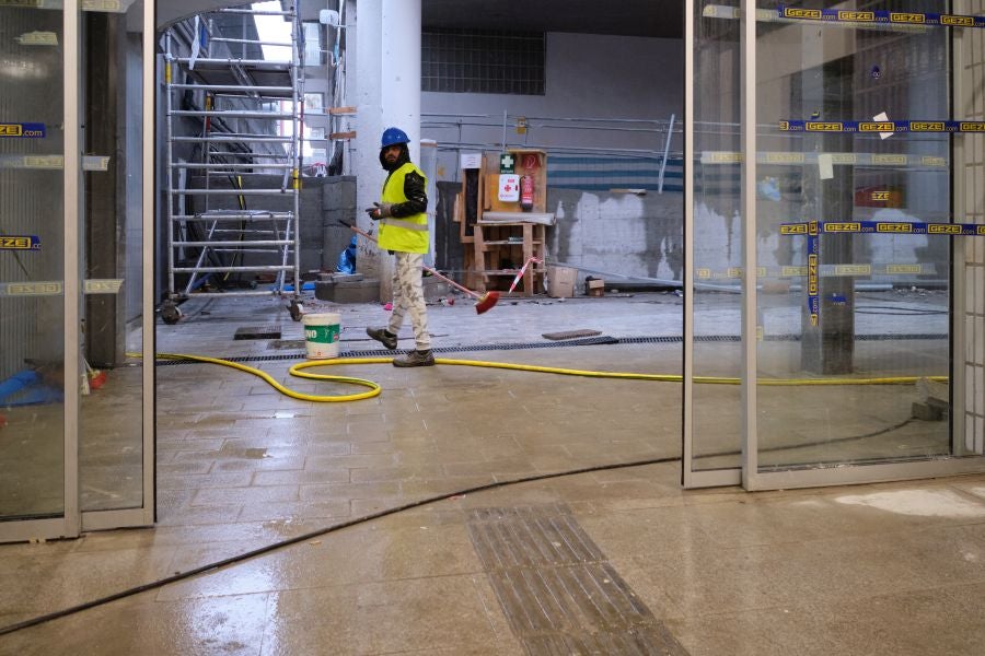 Fotos: Visita a la estación provisional de Atotxa