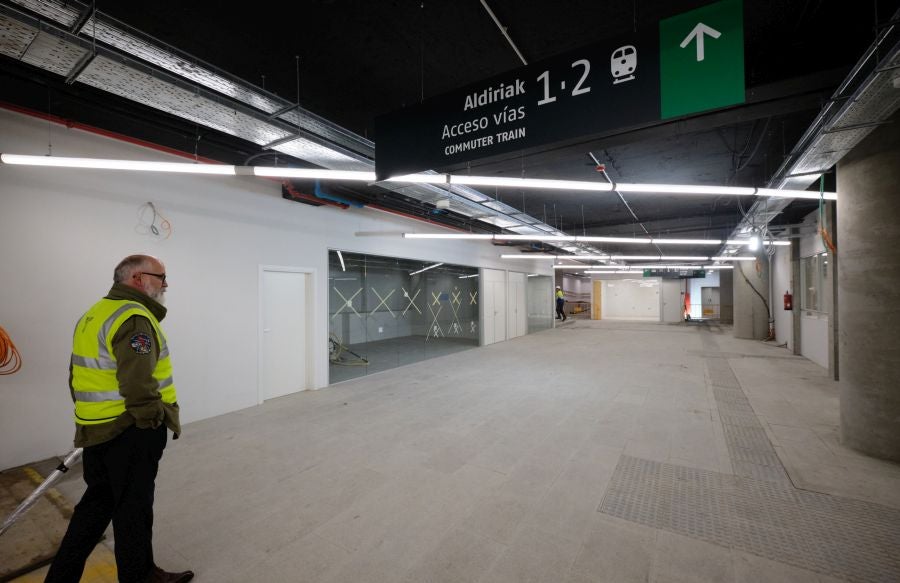 Fotos: Visita a la estación provisional de Atotxa