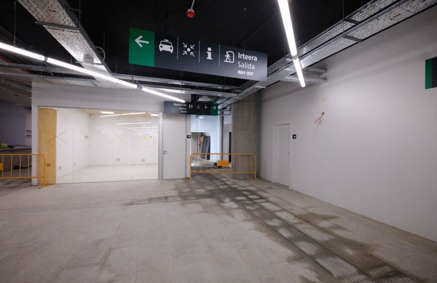 Fotos: Visita a la estación provisional de Atotxa