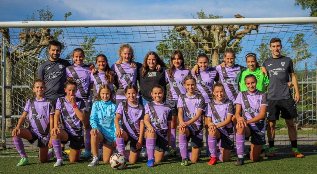 El Aiztondo Neskide inició la Copa Infantil Honor femenino ganando por cuatro a uno al Martutene. 