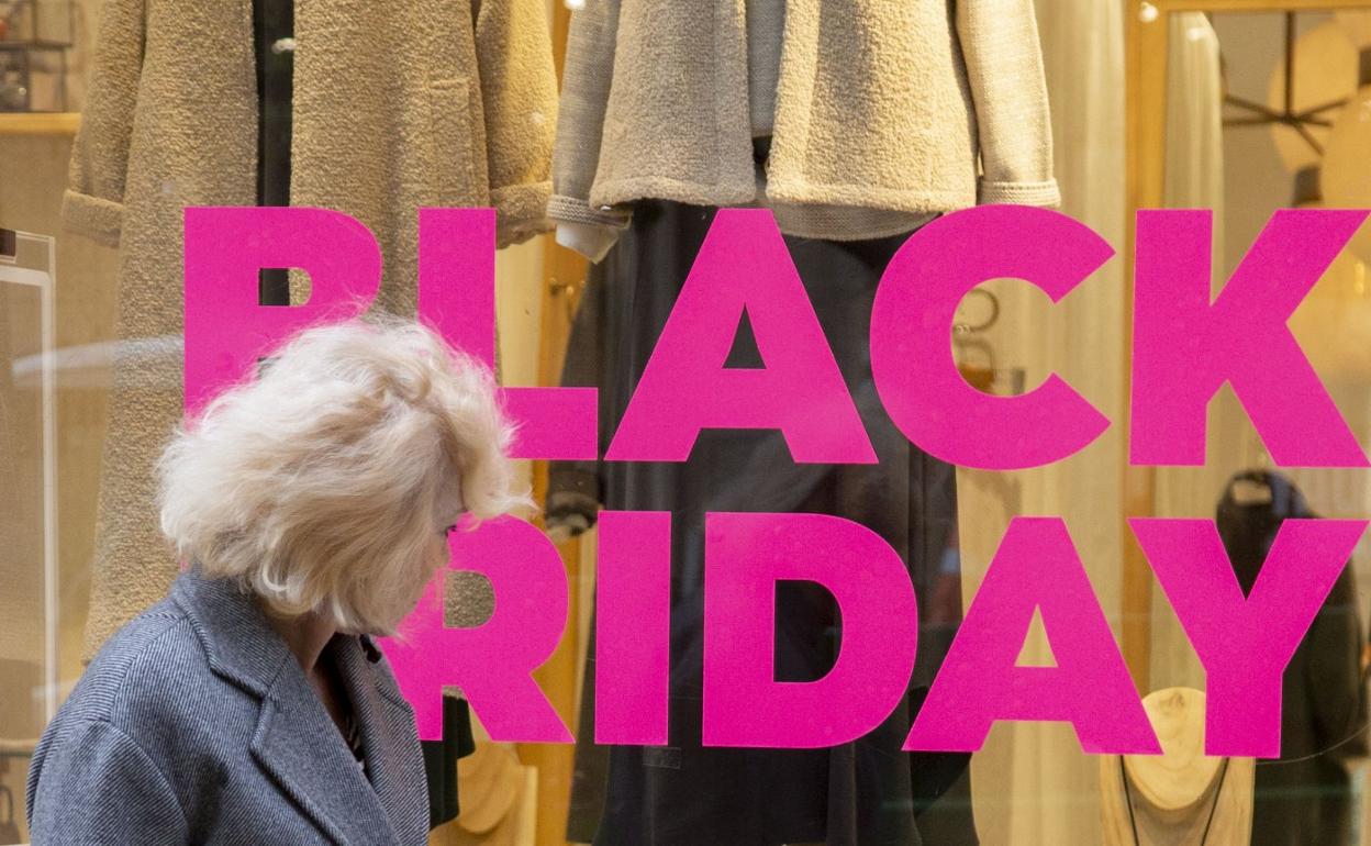 ¿Quién gana con el Black Friday? No el pequeño comercio de los barrios más desfavorecidos. 