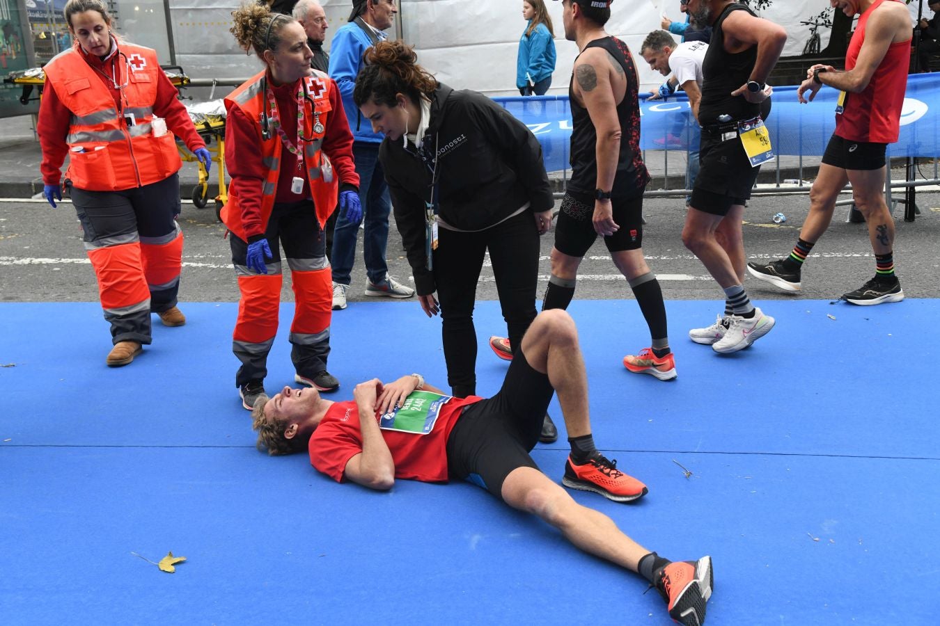 Fotos: Las mejores fotos del Zurich Maratón de San Sebastián