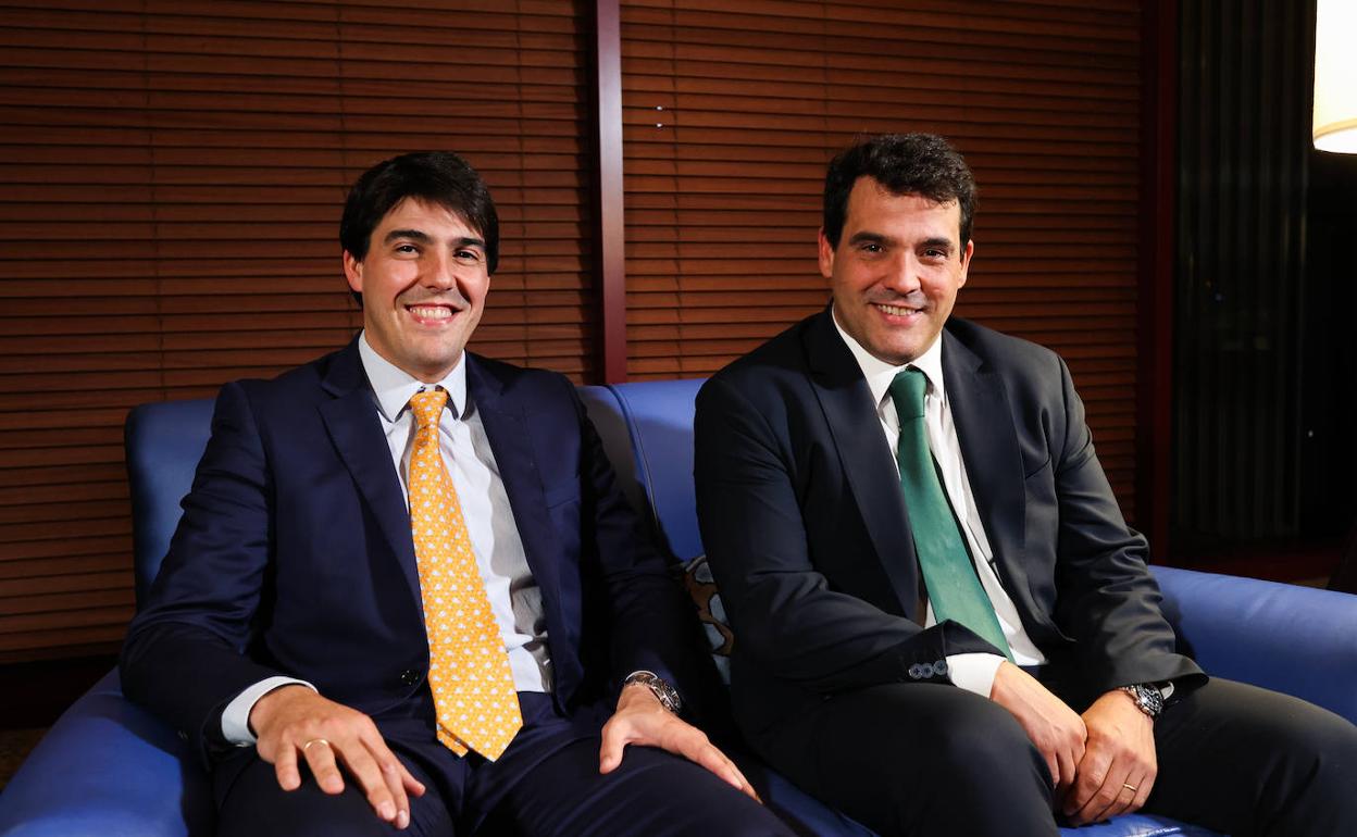 Borja y Pablo Gárate, del Grupo Unceta, este martes en Aefame.