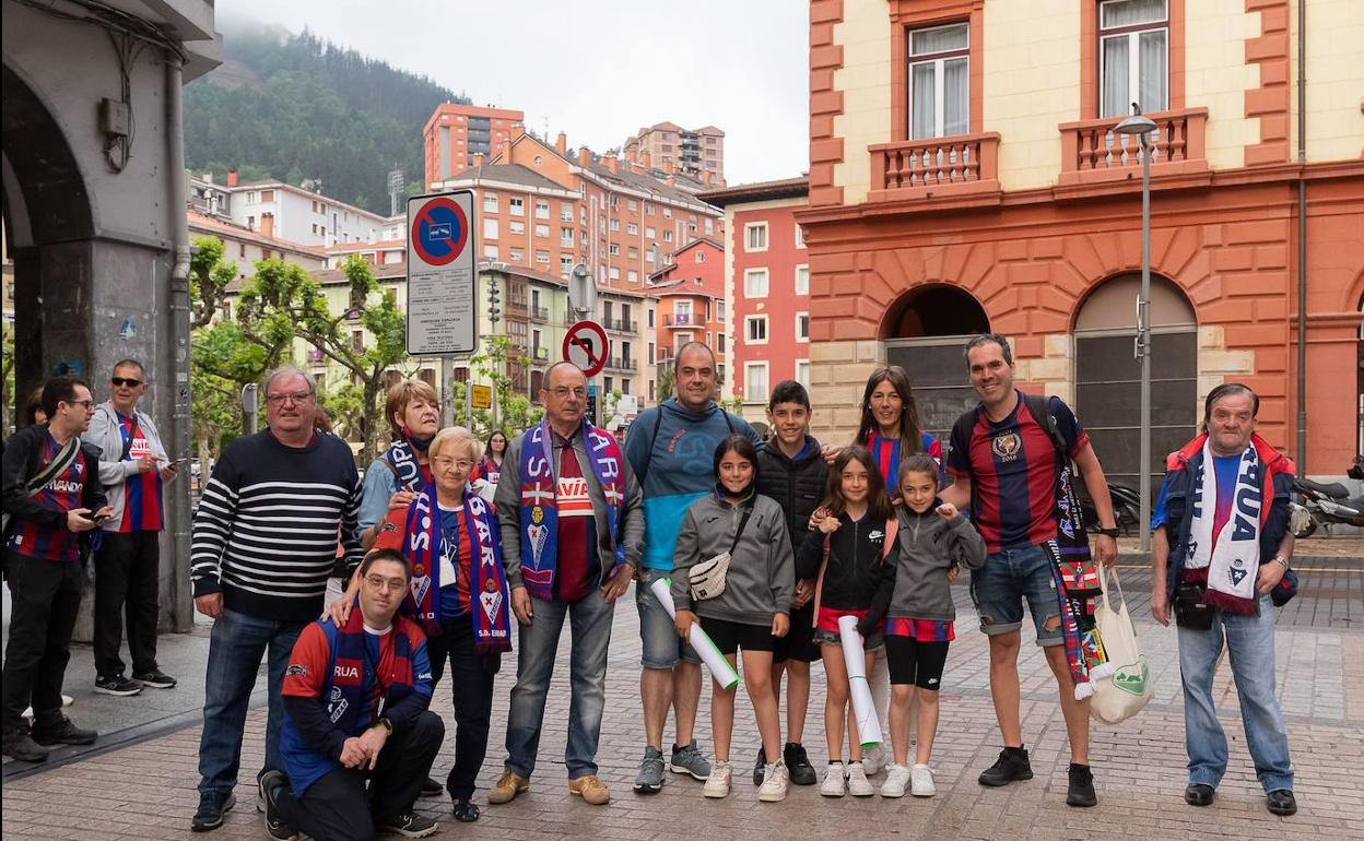 Aficionados armeros la pasada temporada en el viaje a Leganés.