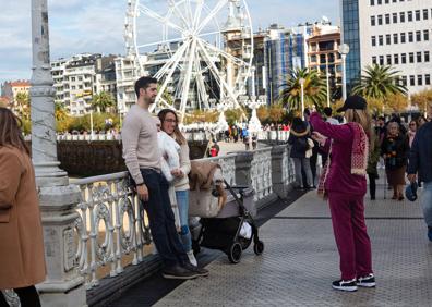 Imagen secundaria 1 - «Estamos solo un día: paseo y pintxos»