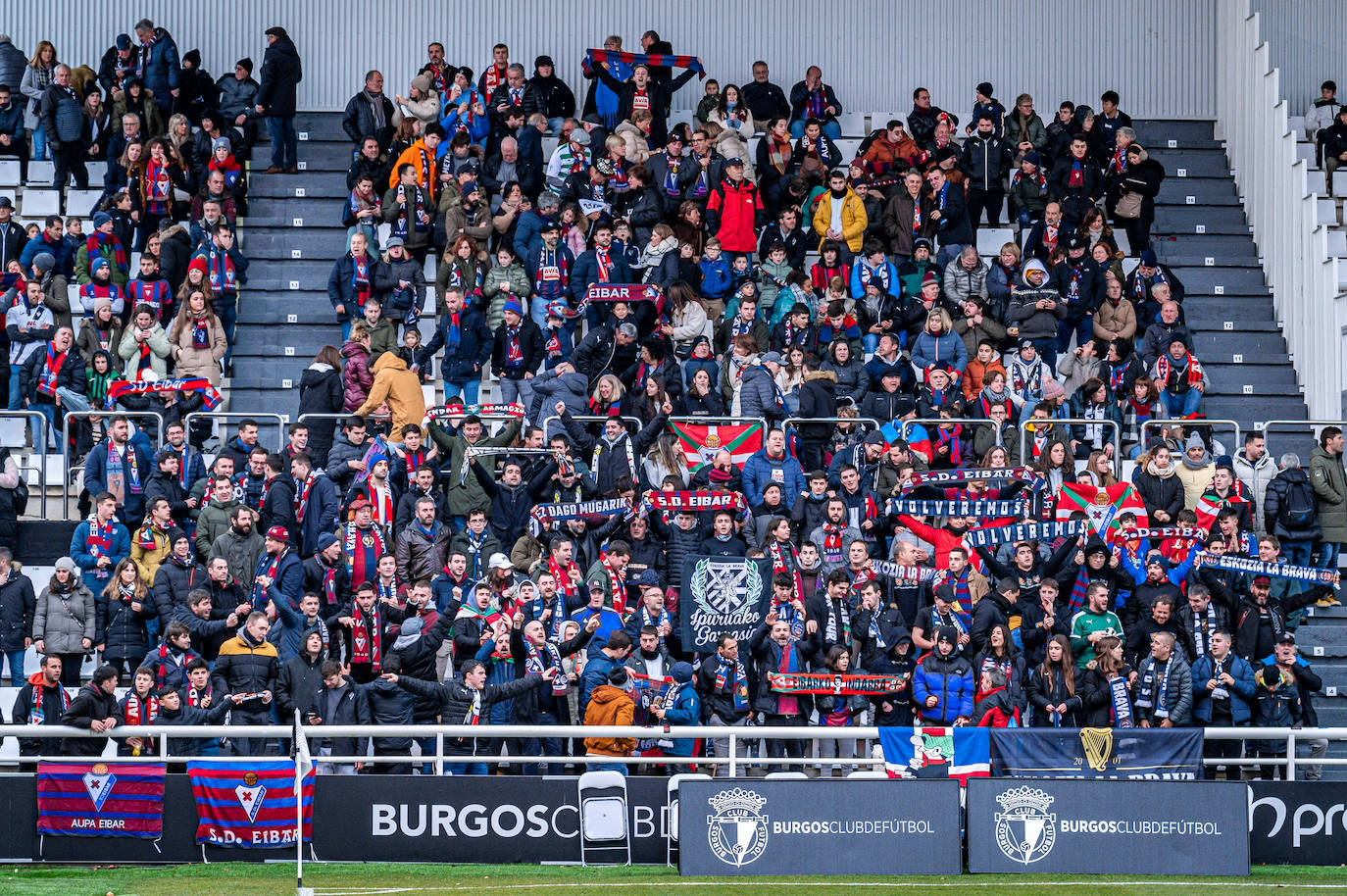 Fotos: Las mejores imágenes del Burgos-Eibar