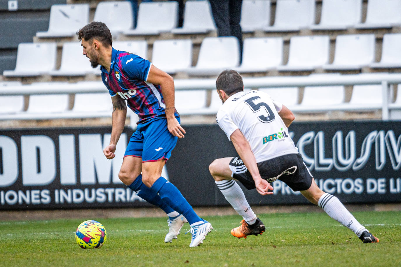 Fotos: Las mejores imágenes del Burgos-Eibar