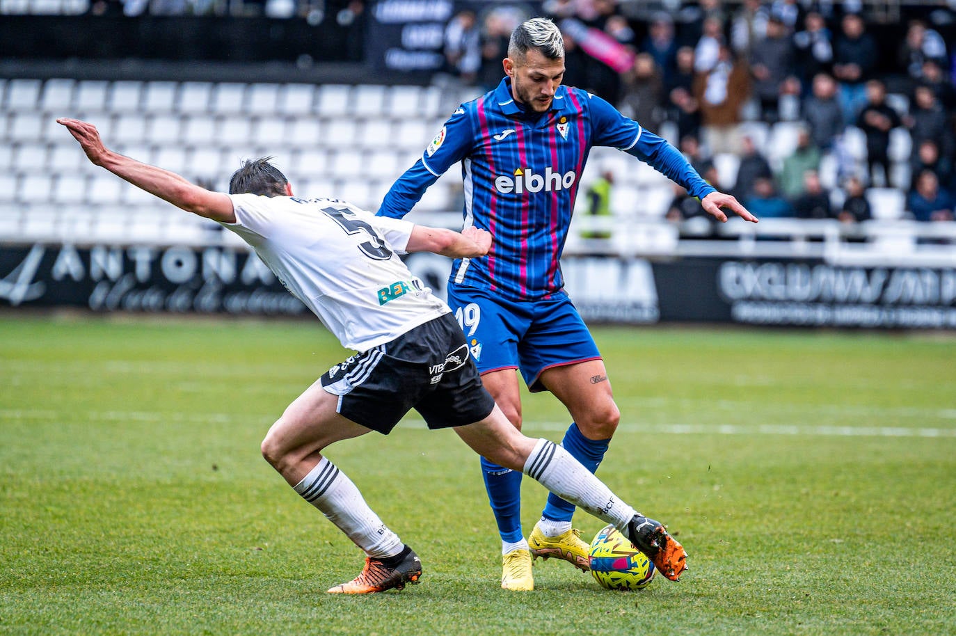 Fotos: Las mejores imágenes del Burgos-Eibar