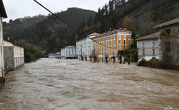 Vista de Elgoibar inundada.