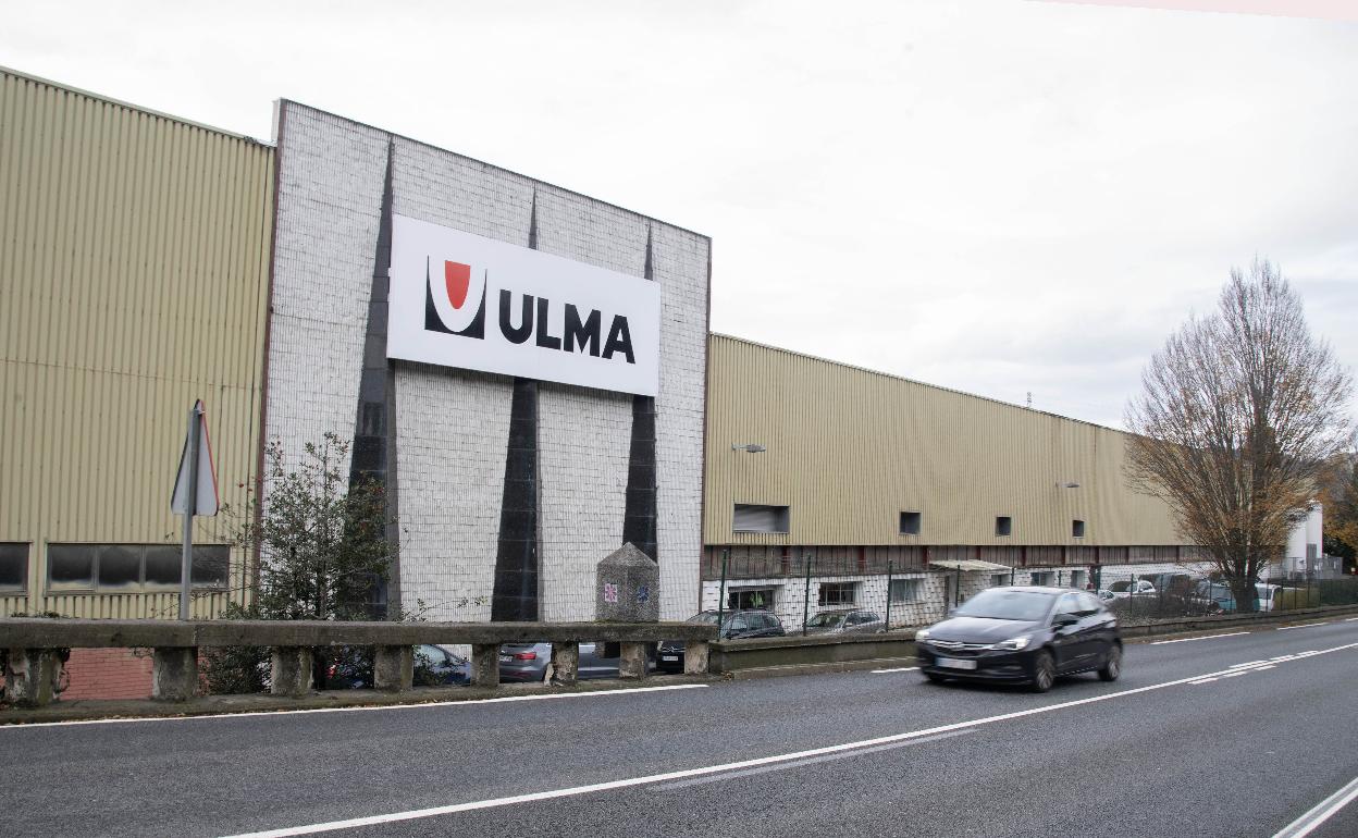 Exterior de la sede de Ulma. 