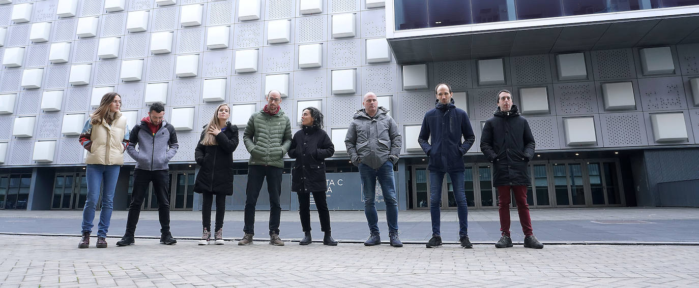 Fotos: Zortzi finalista gogotsu, txapel bat eta 13.000 bertsozaleentzako plaza Iruñeko Nafarroa Arenan