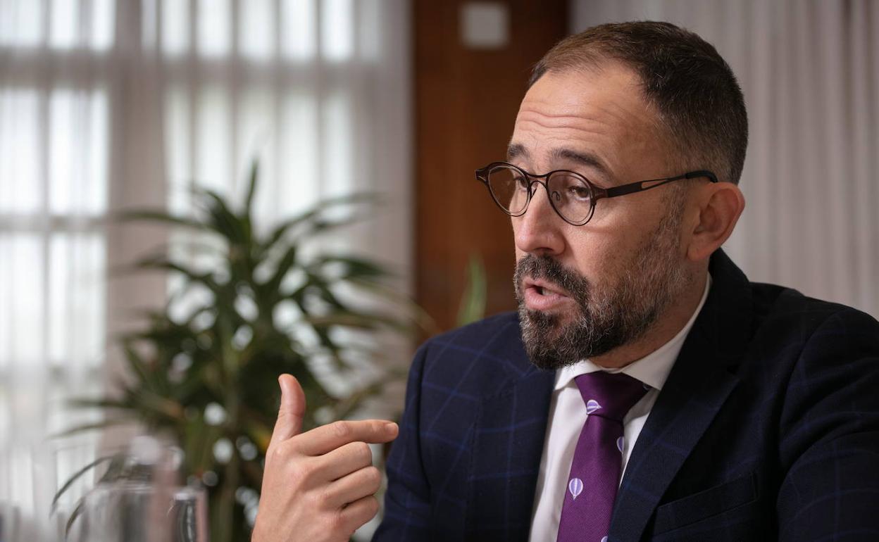 Denis Itxaso: «Marlaska es una de las personas más íntegras que conozco»