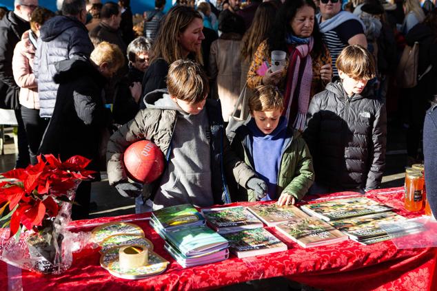 Fotos: Multitudinaria Feria de Santo Tomás en Usurbil