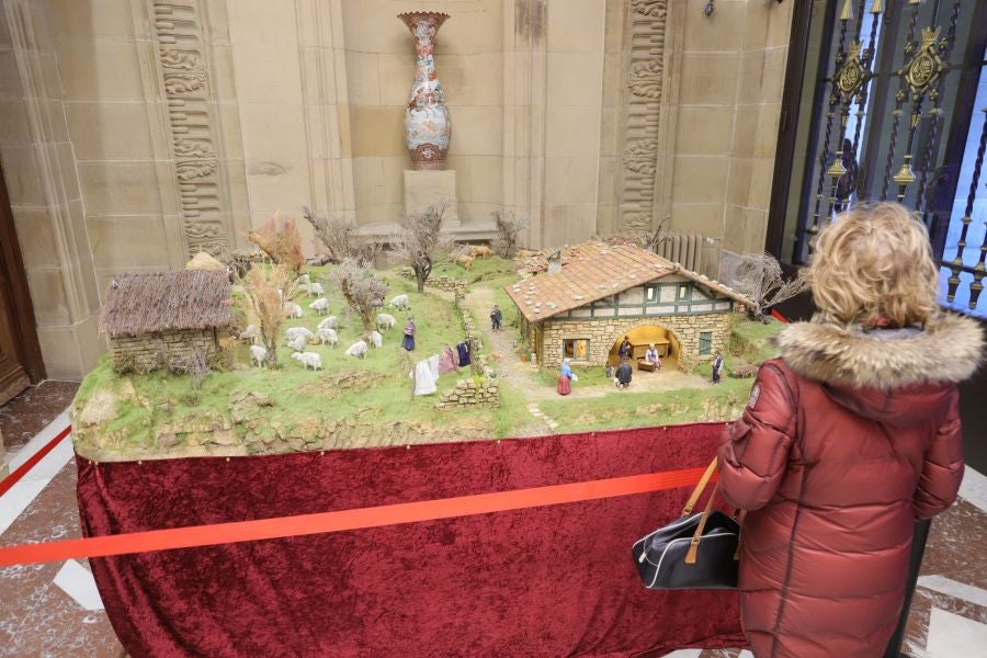 Fotos: La Diputación ya tiene su Belén