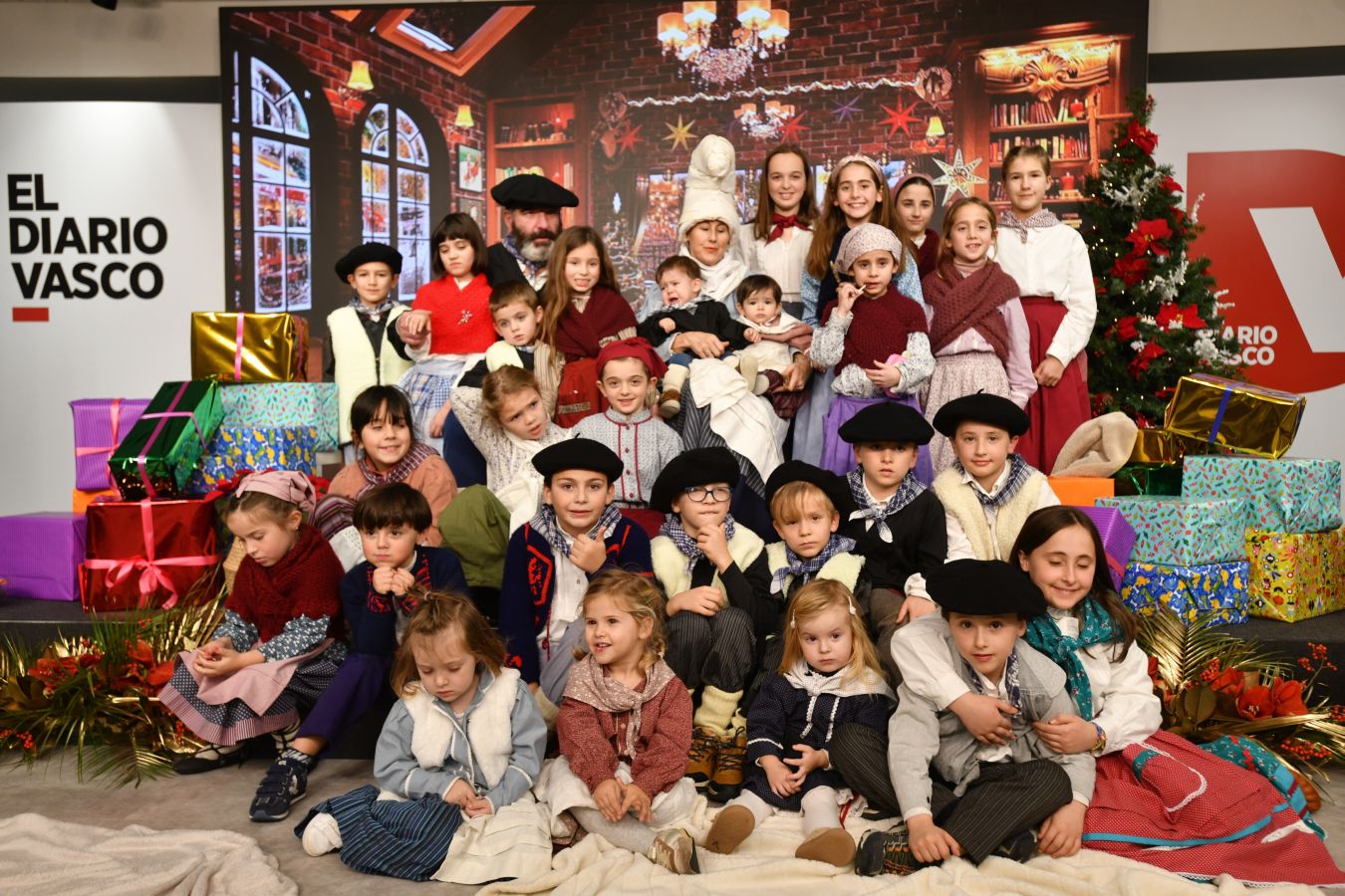 Fotos: Olentzero eta Mari Domingi, El Diario Vasco-n